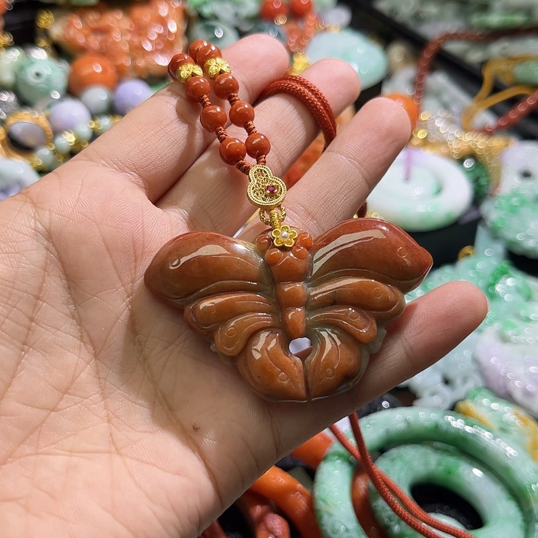 颈饰未镶嵌翡翠待编织