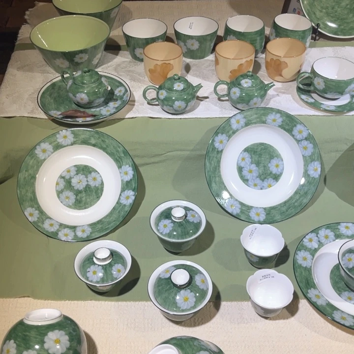 景德镇陶瓷手工制作