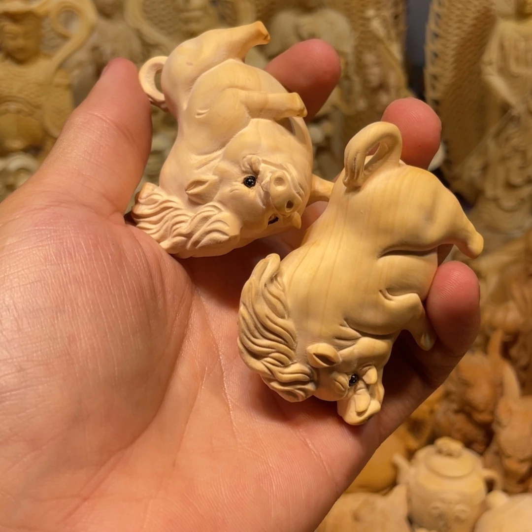 继***跳黄杨木小瑕疵猪一对