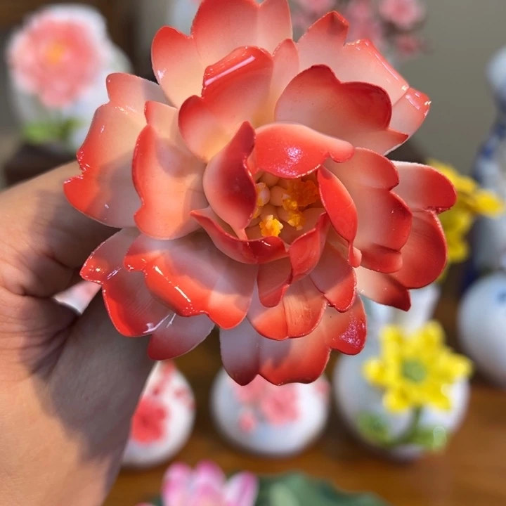 手工精致陶瓷摆件