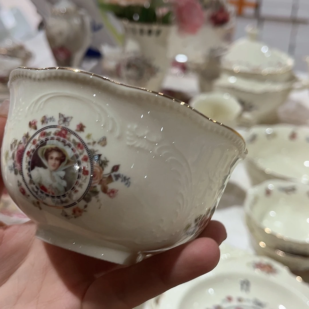 瓷4.5寸4…………………………