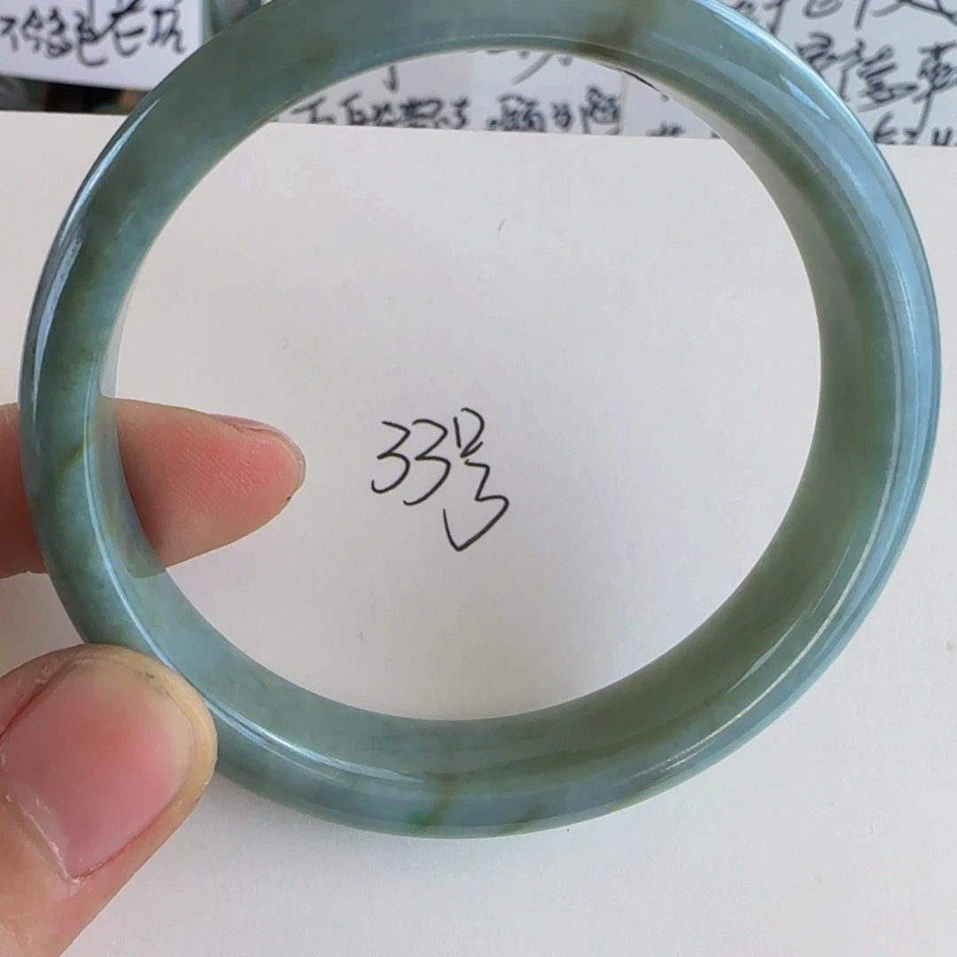 翡翠手镯未镶嵌老坑55.5