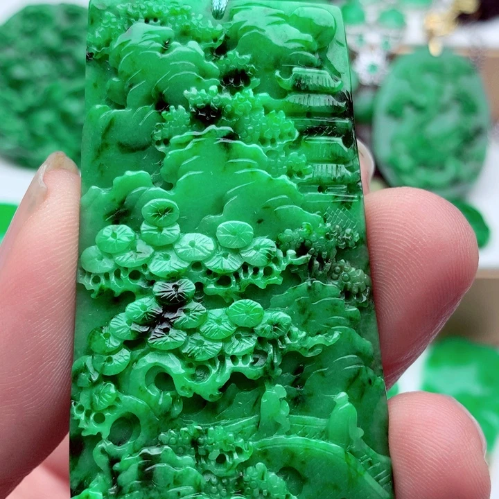 翡翠未镶嵌吊坠(不含链)