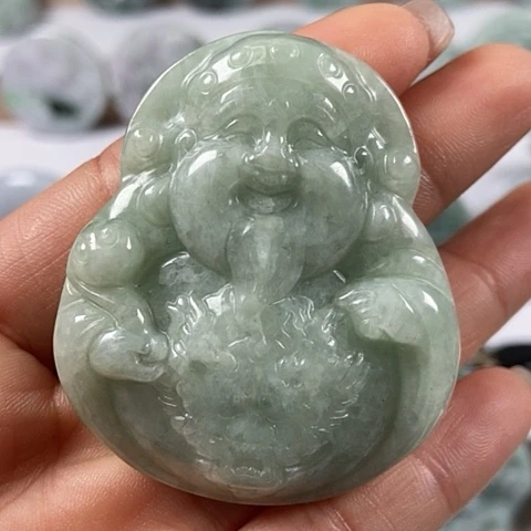 翡翠颈饰未镶嵌财神爷福利