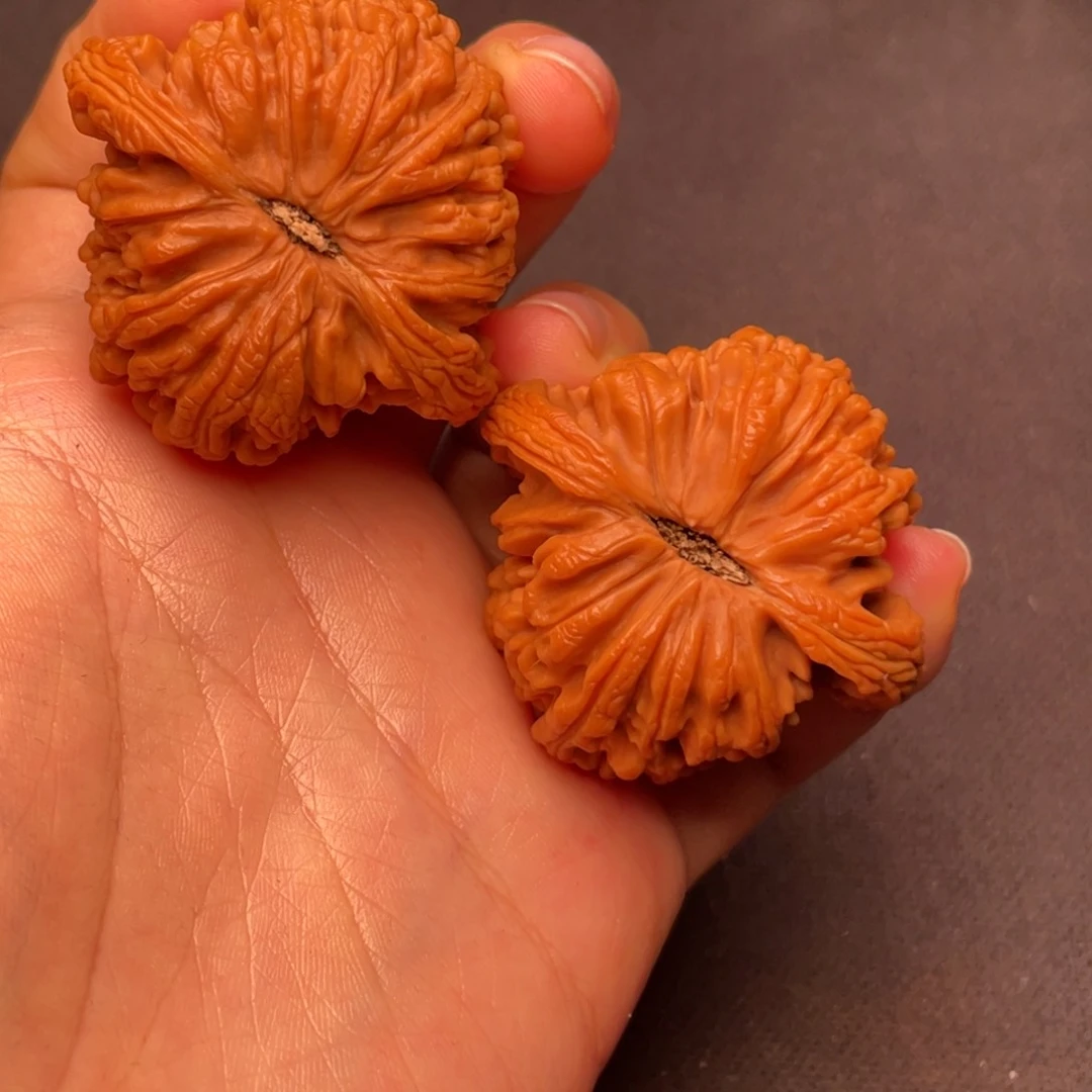 文玩核桃吊坠秦岭野生