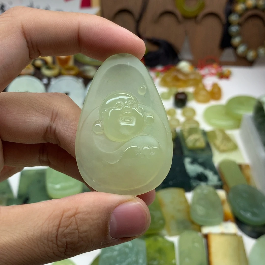 岫玉未镶嵌吊坠(不含链)