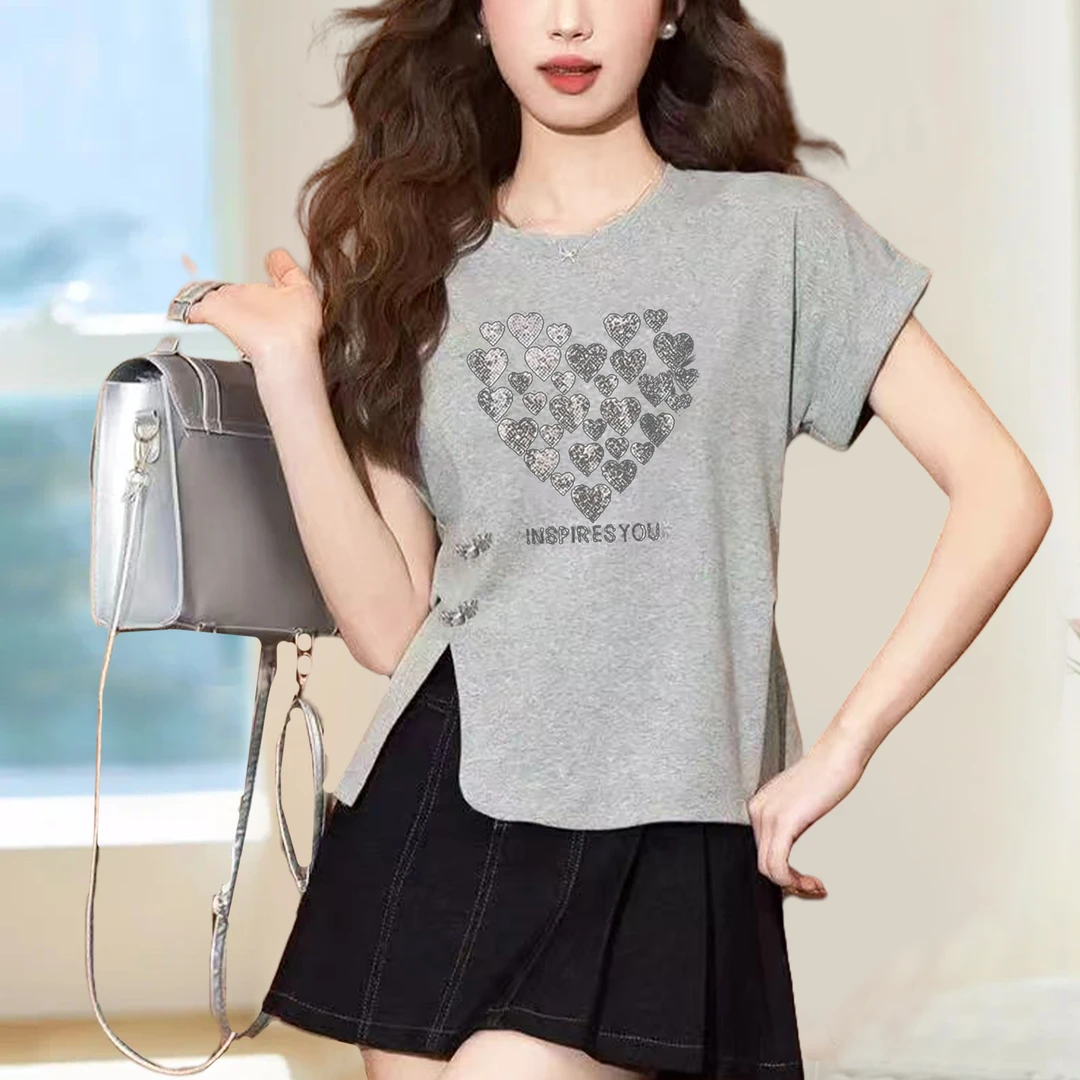 2025夏季气质显瘦收腰褶皱遮肉上衣新款时尚重工烫钻开叉短袖t恤