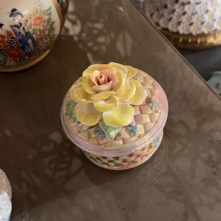 陶瓷珍珠釉首饰盒特价包邮不退换