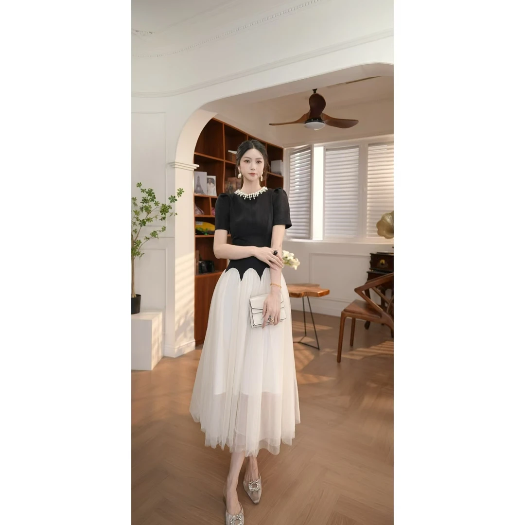 【宝总】时尚优雅收腰修身名媛宴会显瘦轻奢圆领设计感连衣裙9020