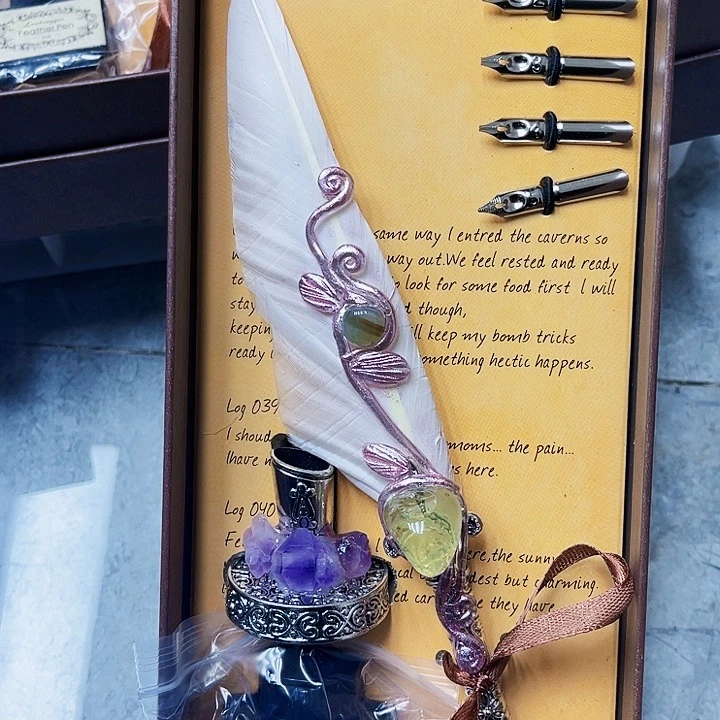 不***主未镶嵌紫晶摆件水晶