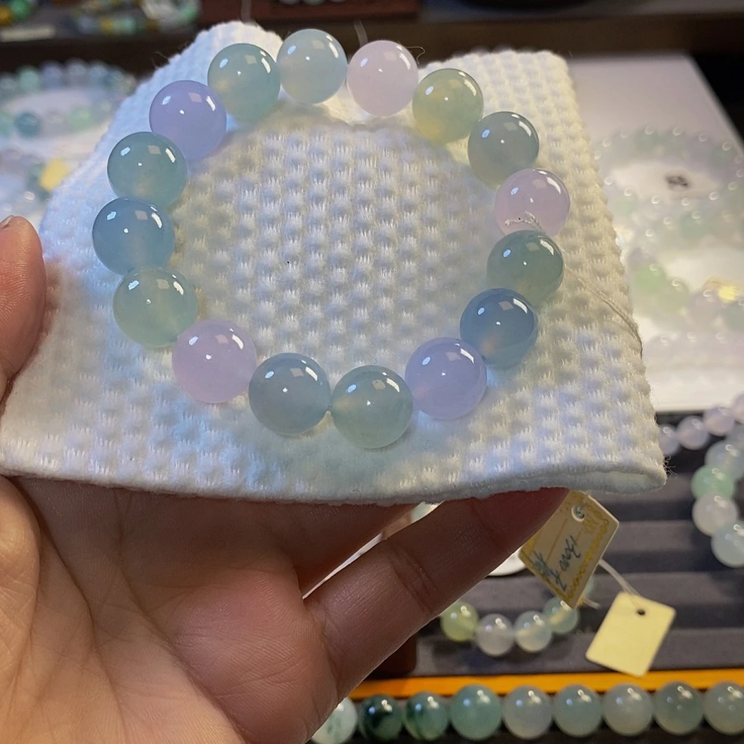 定制翡翠未镶嵌翡翠.