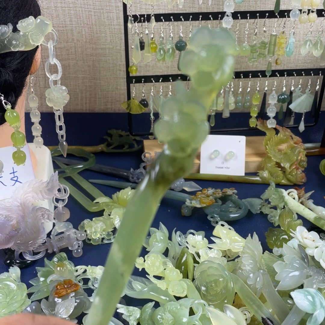 蛇纹石玉未镶嵌发饰
