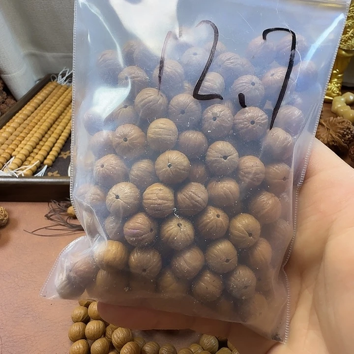 啊***阿吊坠猴头核桃06 南瓜手持12➕