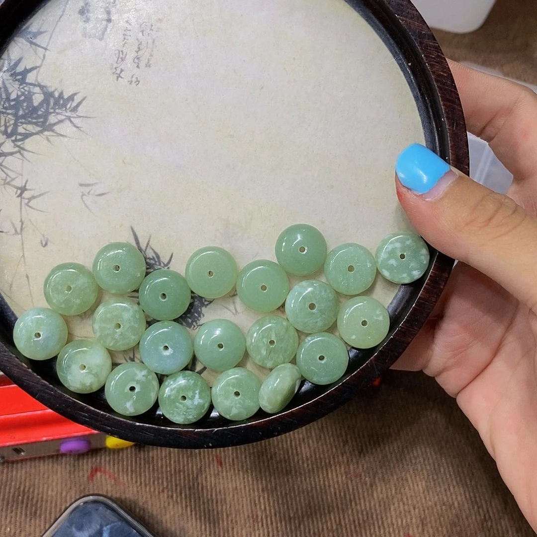 蛇纹石玉未镶嵌其他19