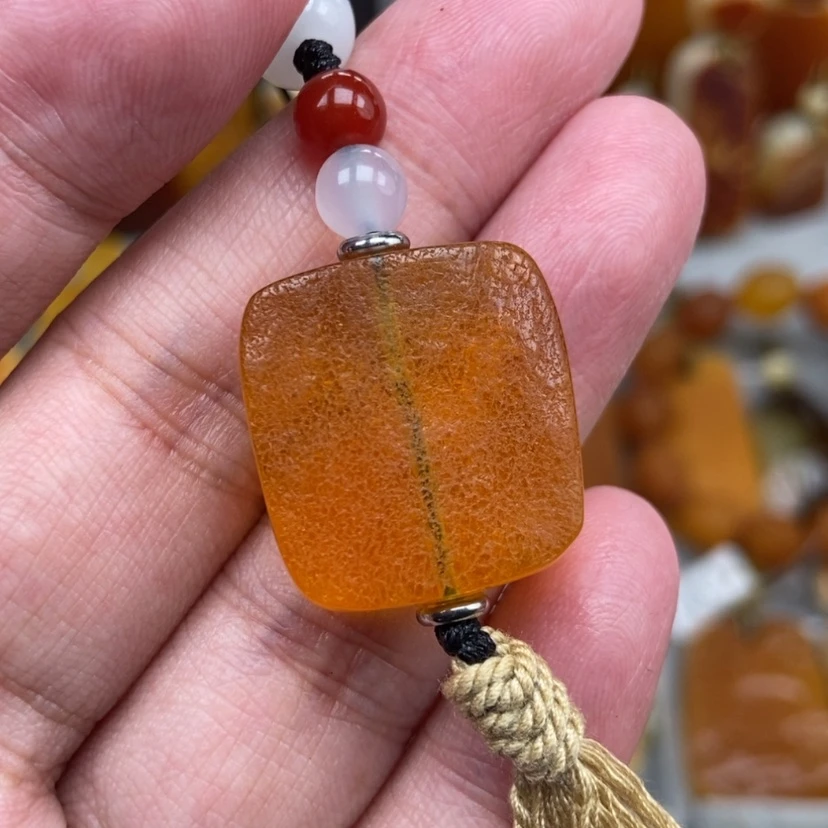 【闪购商品】未镶嵌颈饰琥珀