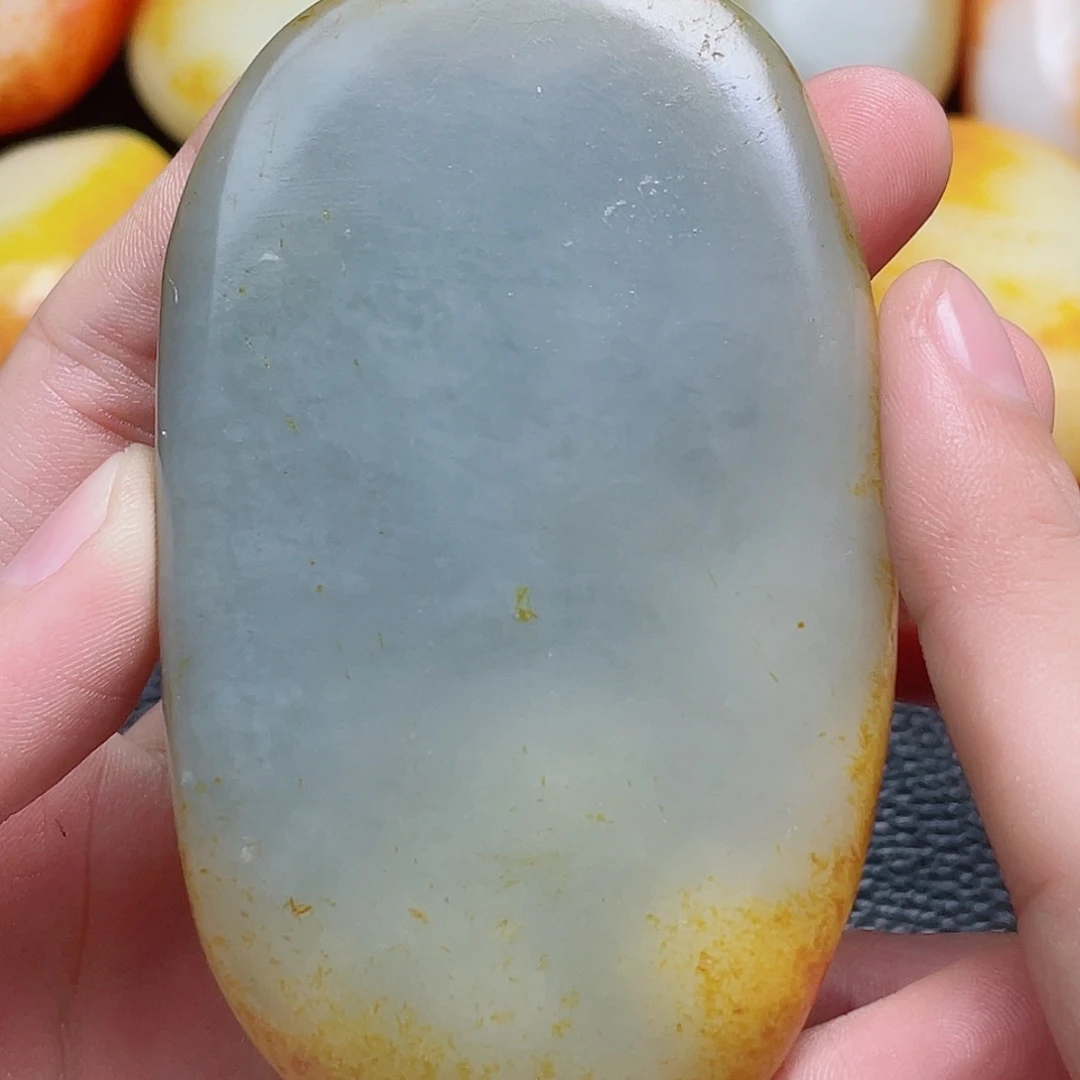 和田玉未镶嵌珠宝奇石