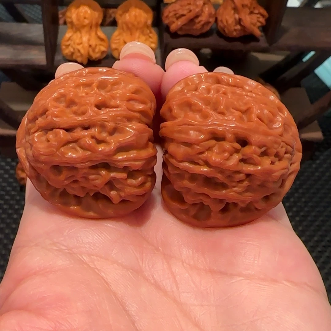 桃核把件白狮子38精品1342