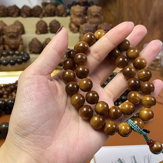 老山檀香黑肉沉水1.2手持