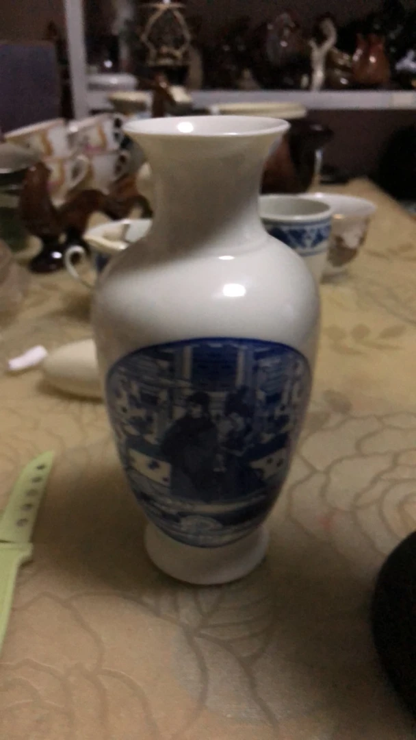 磁州窑青花人物瓶