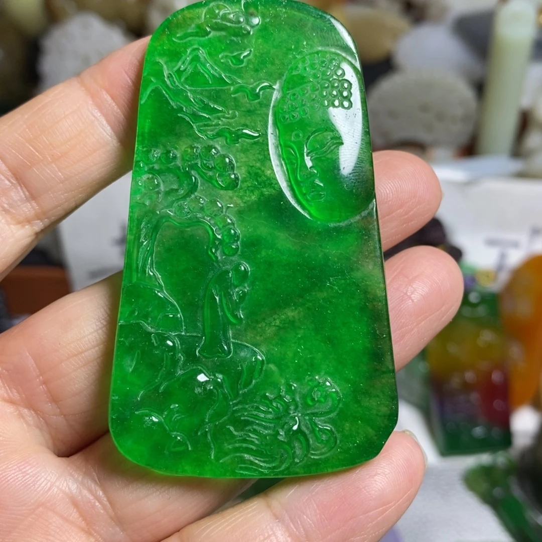 鹏***哥和田玉（糖玉）未镶嵌颈饰