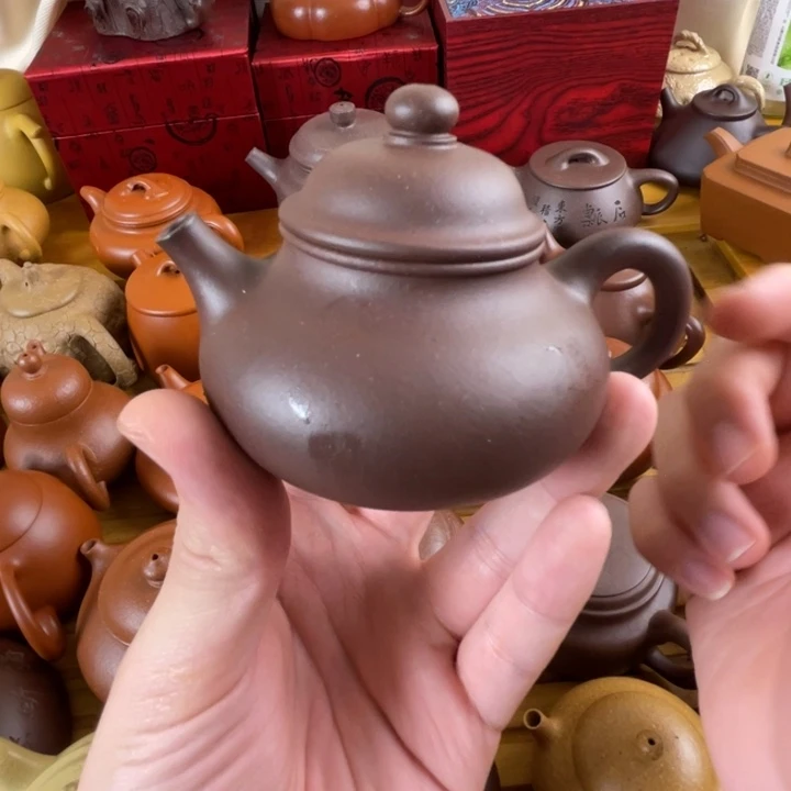 紫砂茶壶根据菊花年纪