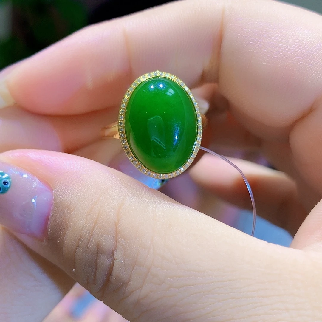 和田玉（碧玉）戒指18K金镶嵌