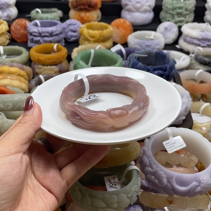 *****石英质玉未镶嵌手镯