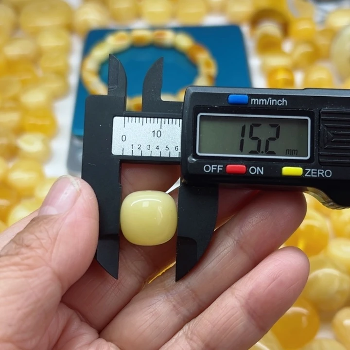 琥珀（矿物珀）裸石未镶嵌