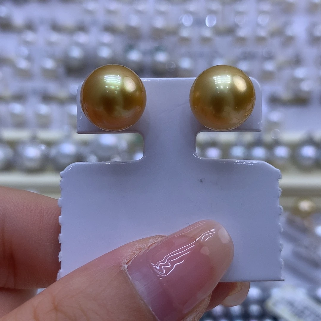 18K金镶嵌耳饰海水珍珠11-12mm