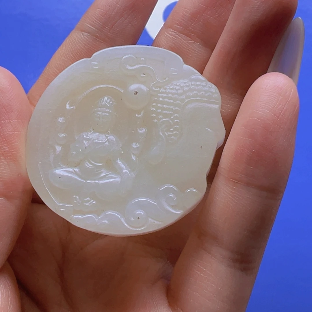 和田玉未镶嵌挂件一*云