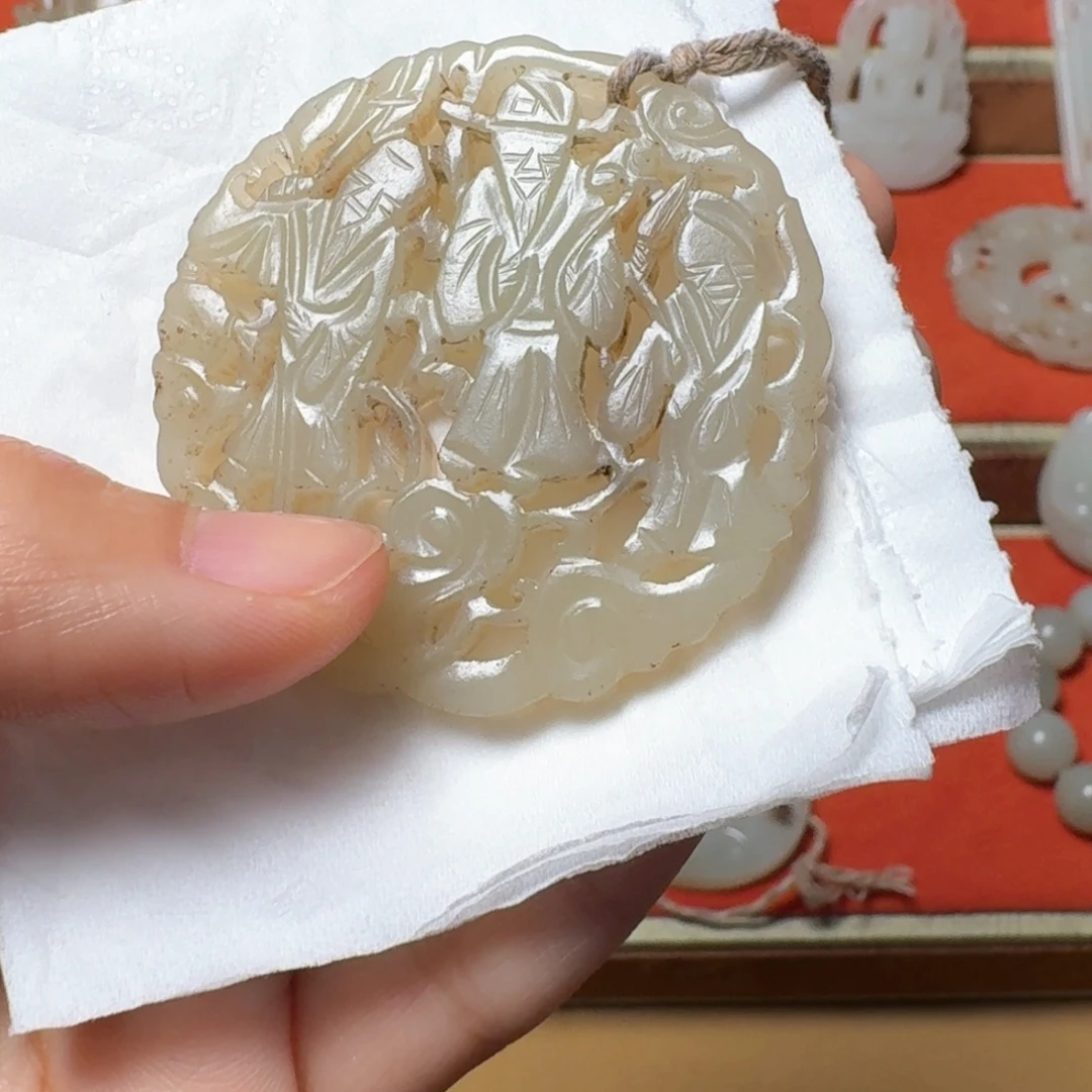 石***缘和田玉（糖玉）未镶嵌挂件