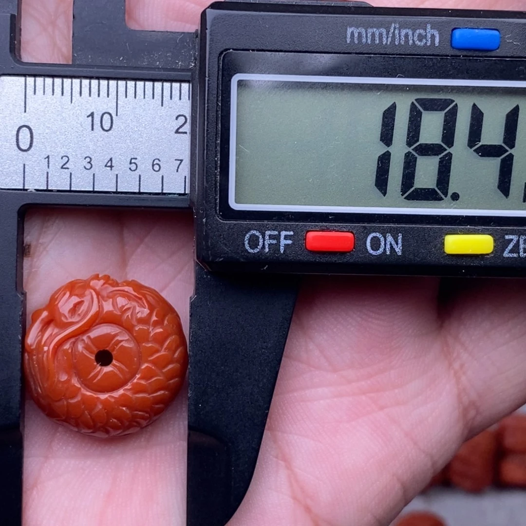 南红玛瑙配饰未镶嵌