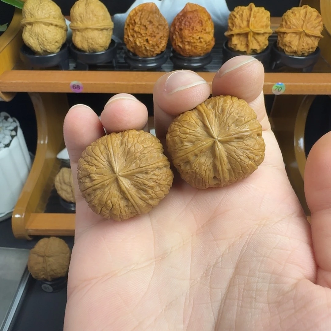 把件文玩核桃13号状元红34尺