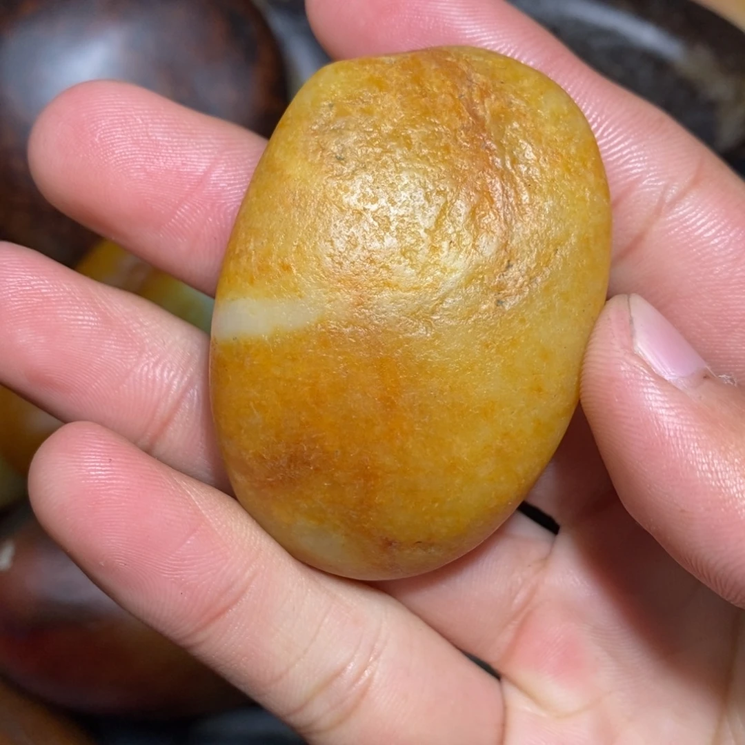 和田玉未镶嵌珠宝奇石