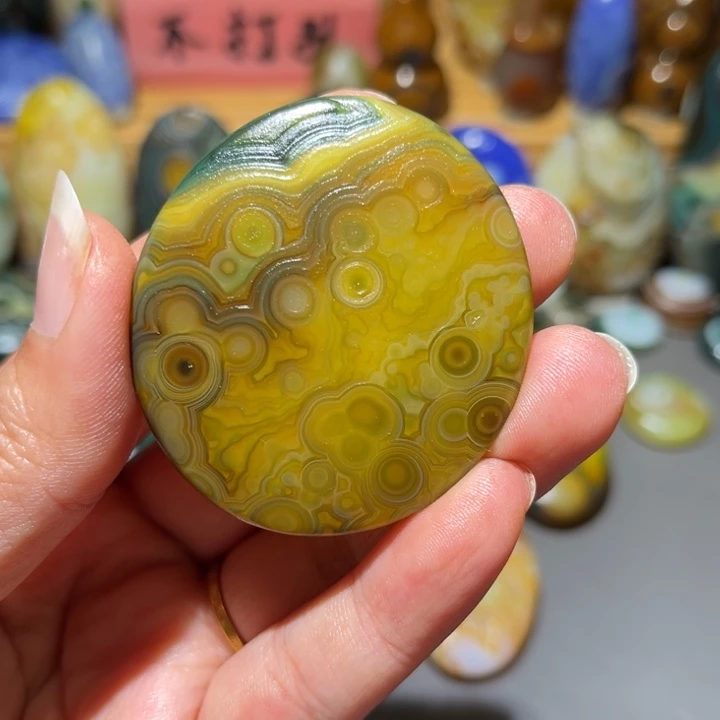 燕***～玛瑙/玉髓未镶嵌颈饰