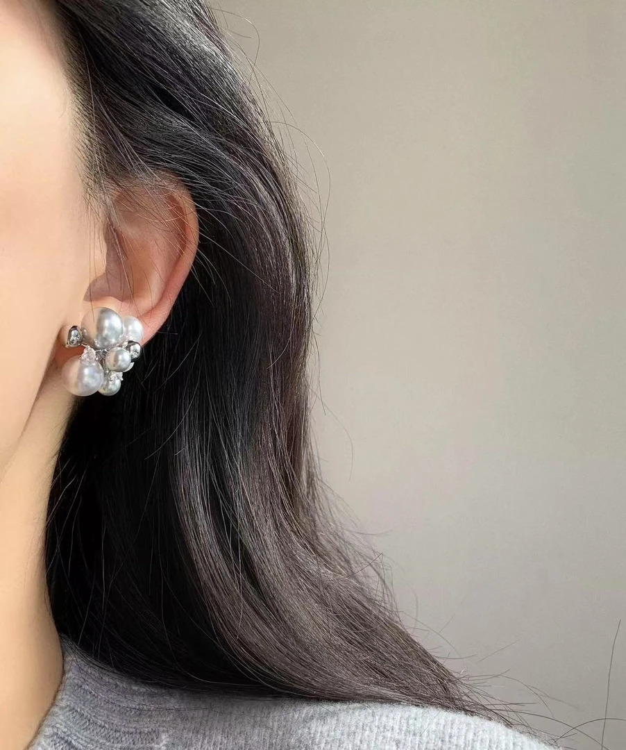 铜合金耳饰 【8559】复古花簇高级感小众轻奢设计百搭耳钉耳饰女