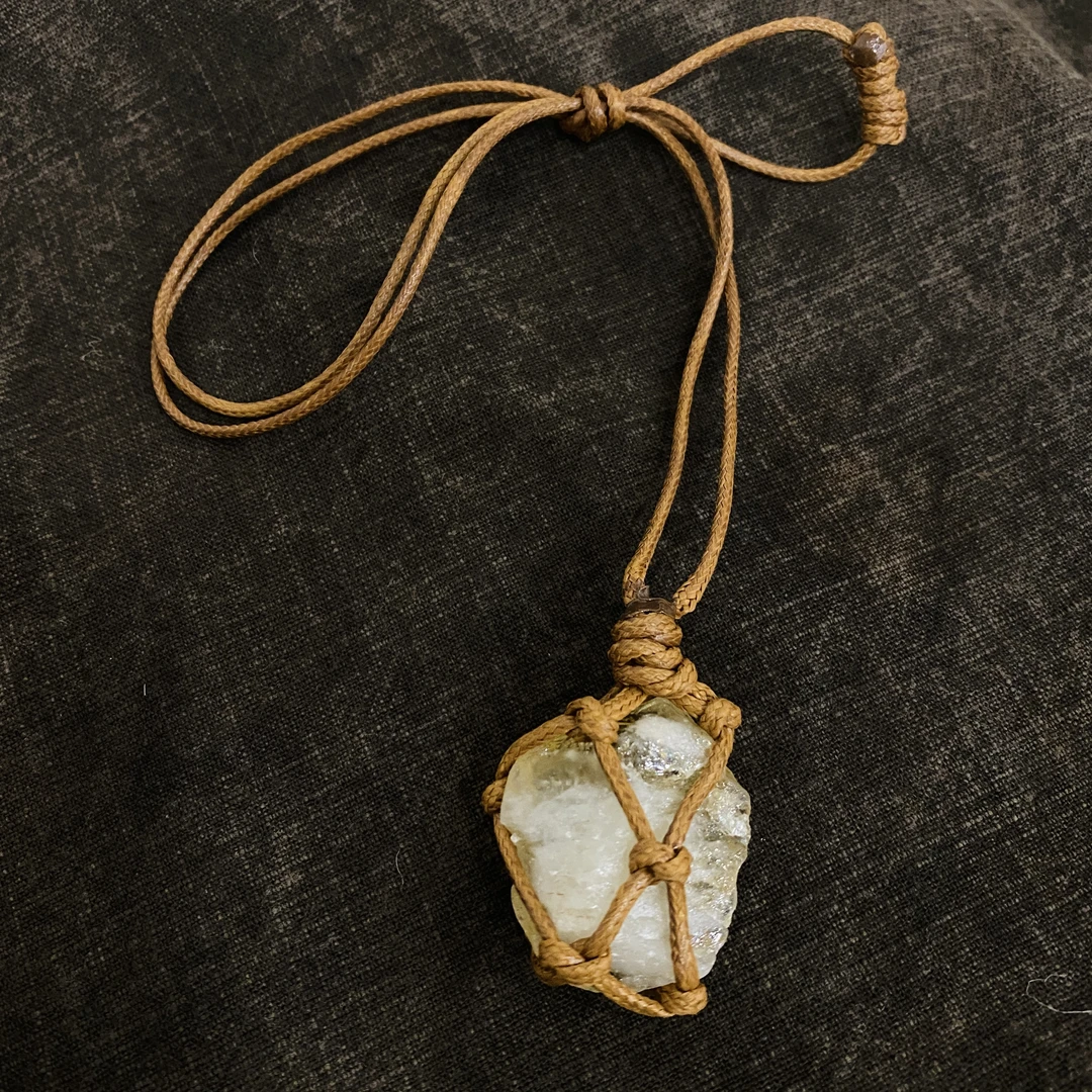 原创小众设计时尚百搭款水晶项链轻奢简约