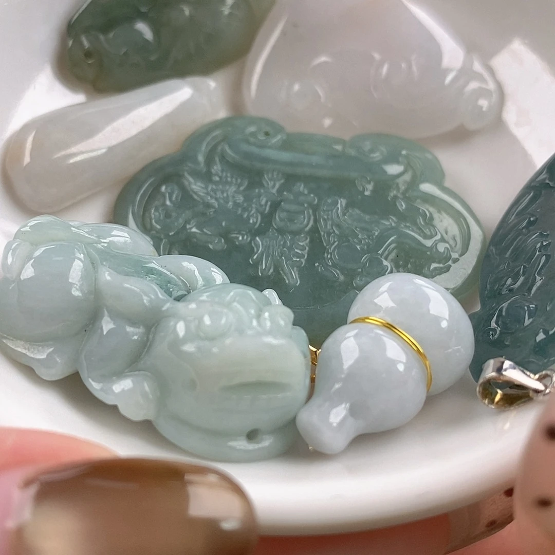 翡翠未镶嵌吊坠(不含链)翡翠