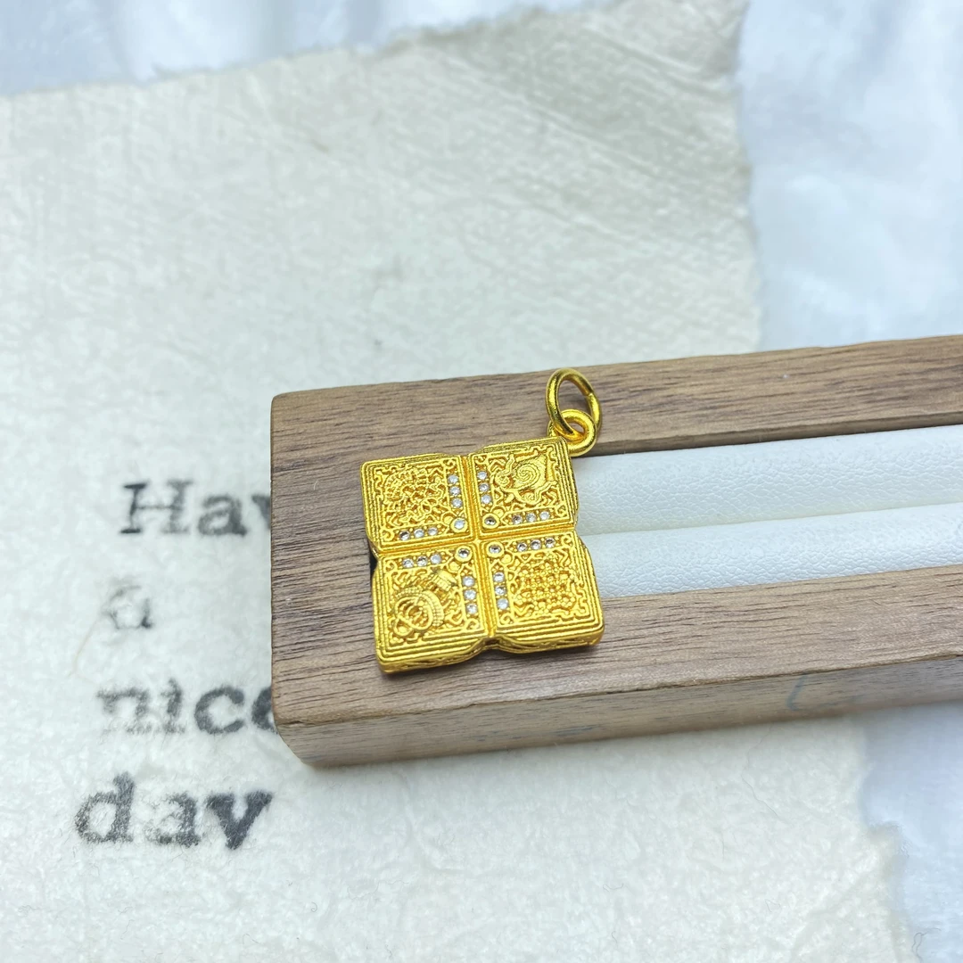 吊坠 A黄色方形礼物盖吊坠多样性发一件46260