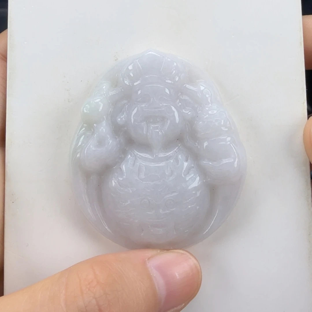 翡翠挂件未镶嵌翡翠