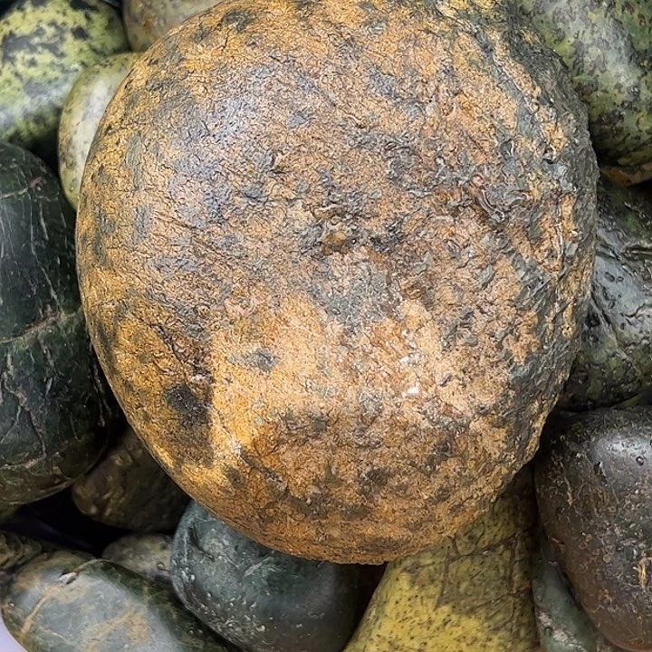 蛇纹石玉合金珠宝奇石天****云