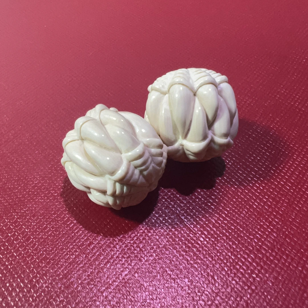 猛犸象牙配珠挂坠转运珠 雕刻圆珠吞噬貔貅龙珠虎头