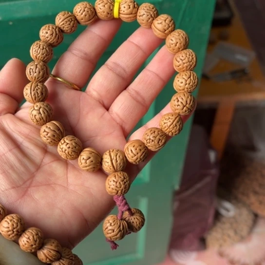 华***总木质野生桃核手持