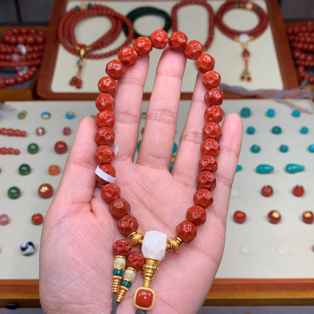 南红玛瑙颈饰未镶嵌