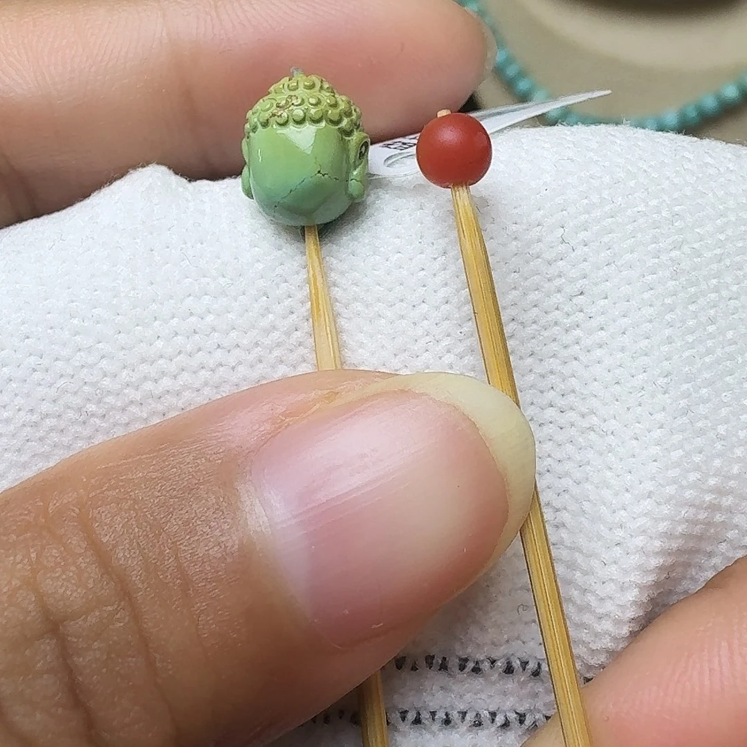 南红玛瑙未镶嵌珠宝奇石