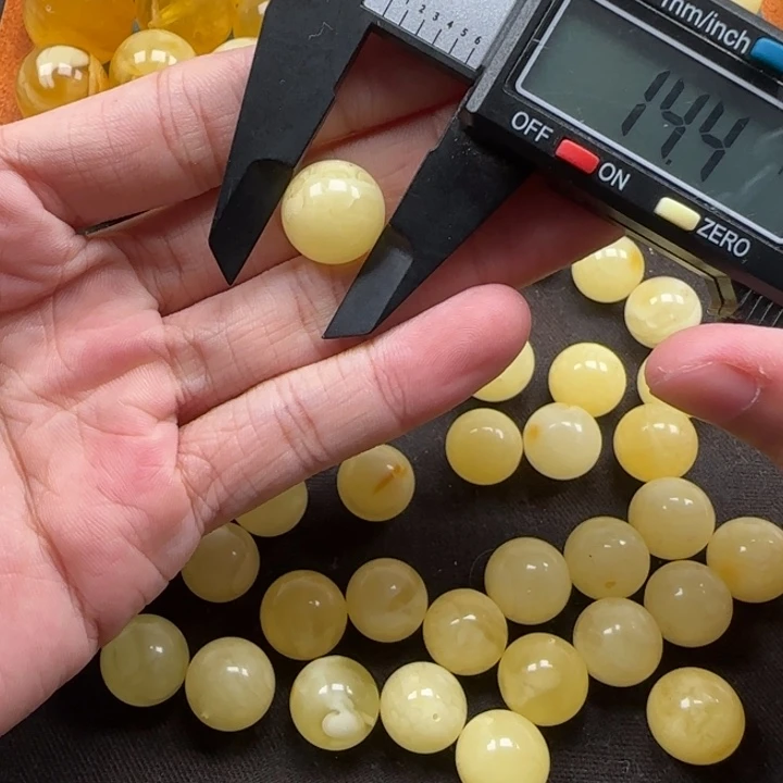 蜜蜡未镶嵌珠宝奇石天然144