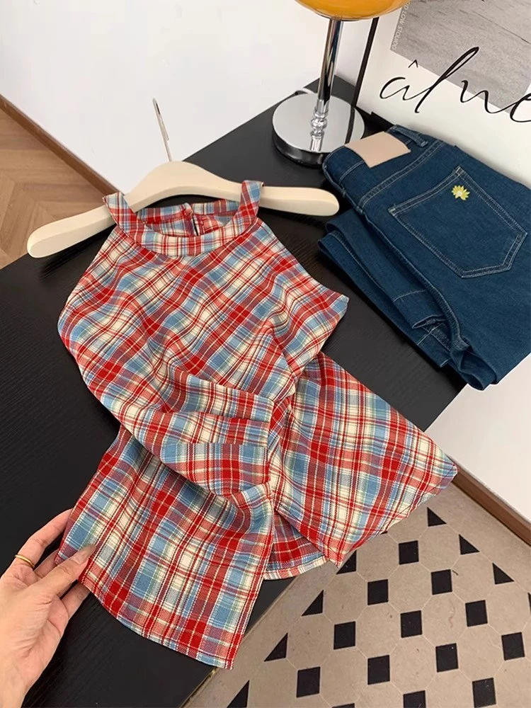 夏季2025年新款时尚小众美德拉纯欲风设计感格子挂脖背心小衫上衣