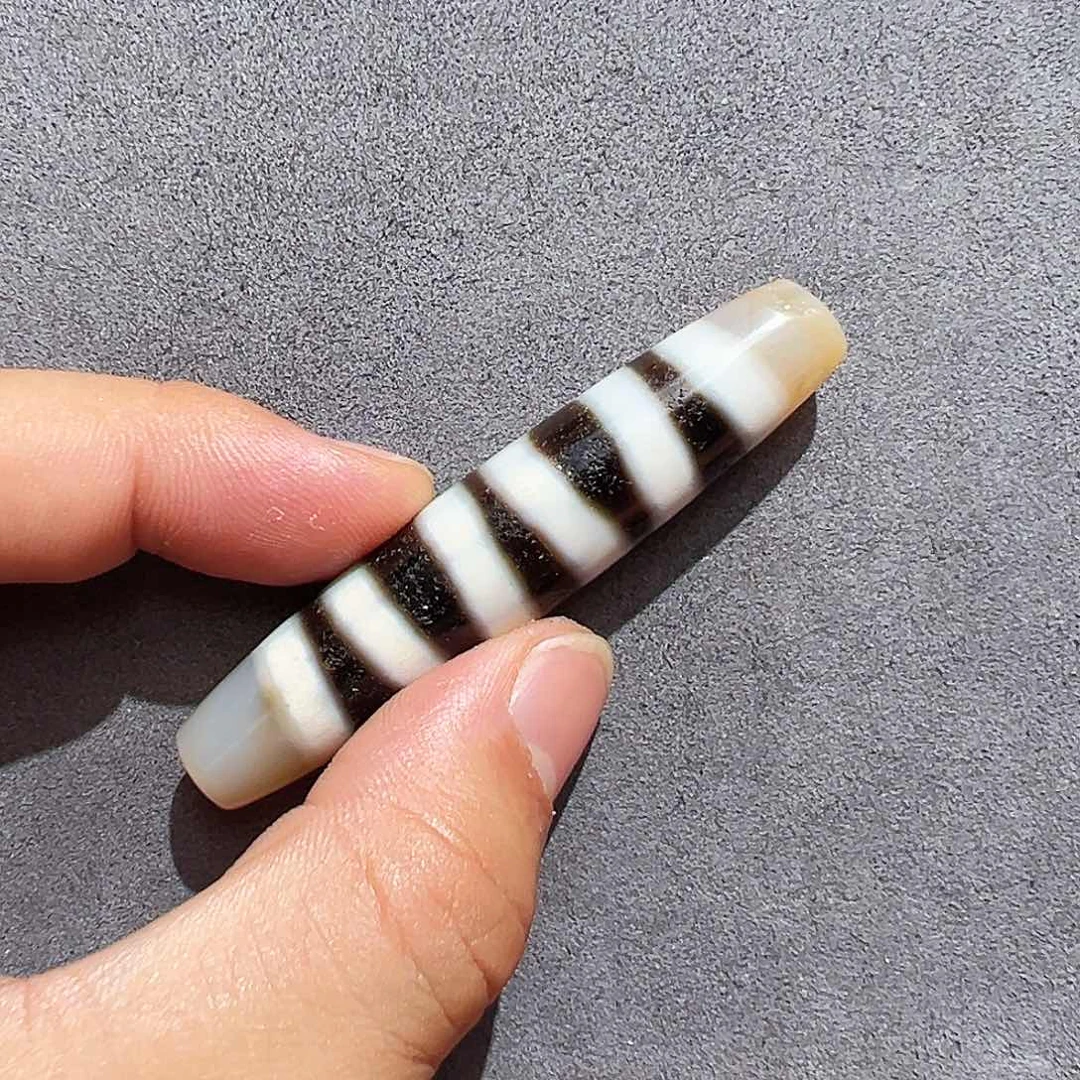 颈饰玛瑙未镶嵌念*呀上肯现代玛瑙制品