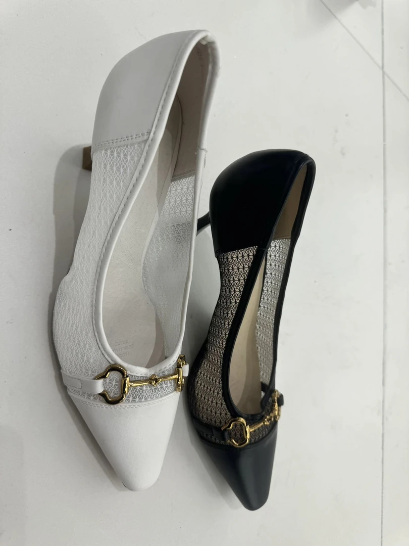 16077926气质白色舒适时尚休闲女士细跟尖头