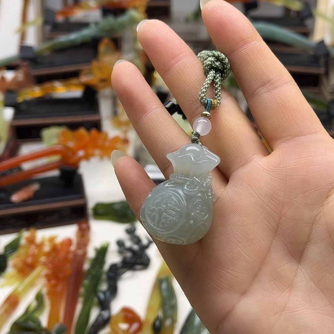 蛇纹石玉未镶嵌岫玉发簪